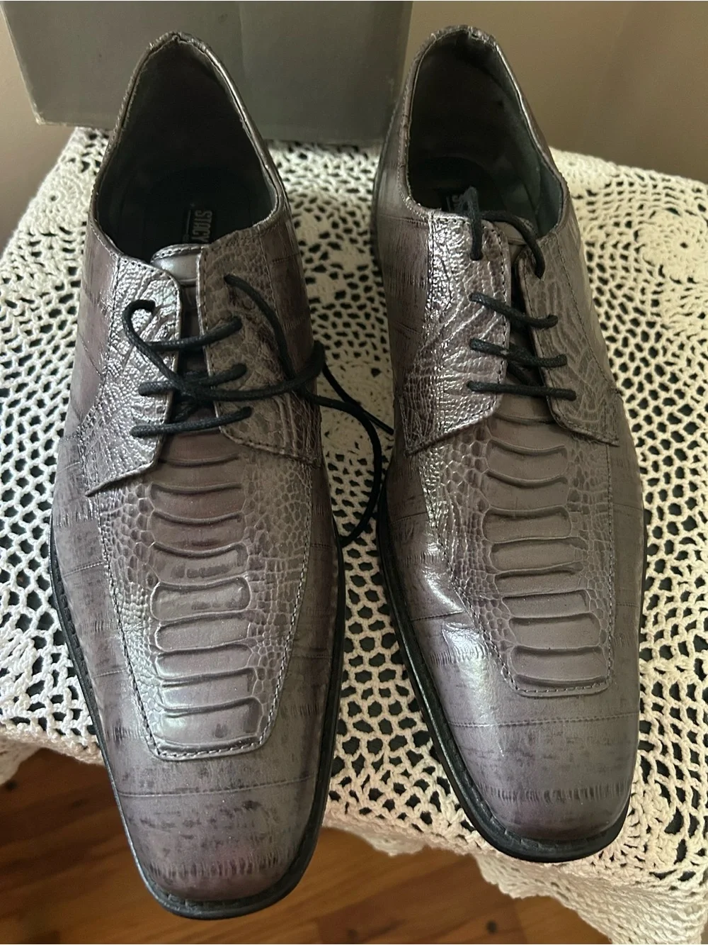 Stacy Adams sleek croc